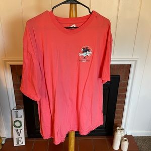 Random graphic tee Women’s XXL